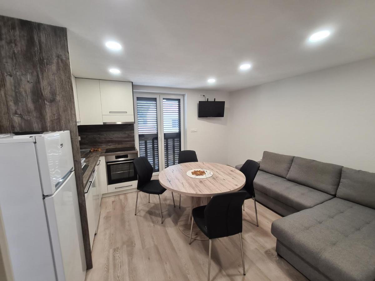 Izola Near The Sea Apartment Екстериор снимка